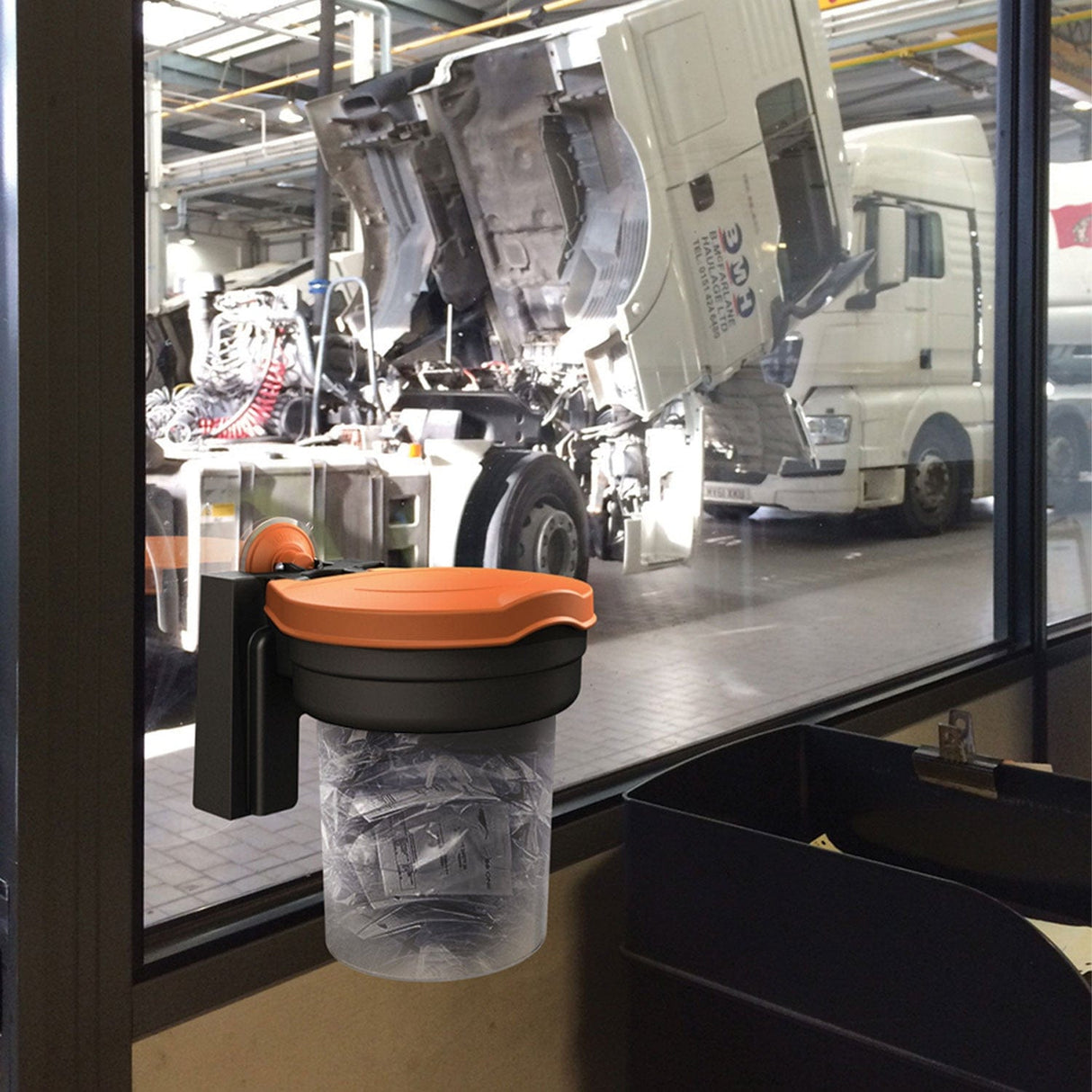Skipper-TM-safety-equipment-dispenser-PPE-personal-protective-equipment-safety-gear-supply-dispensing-bucket-ear-plugs-glasses-nair-nets-shoe-covers-airports-warehouse-labs-retractable-barrier-scaffolding