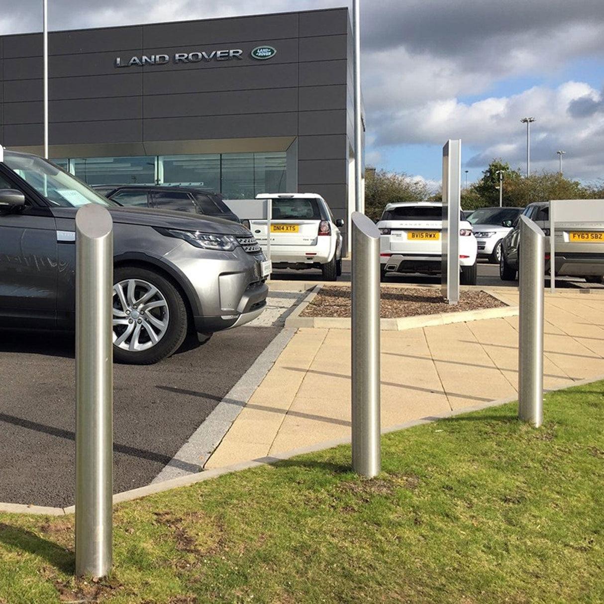 Mitre Top Fixed Bollard