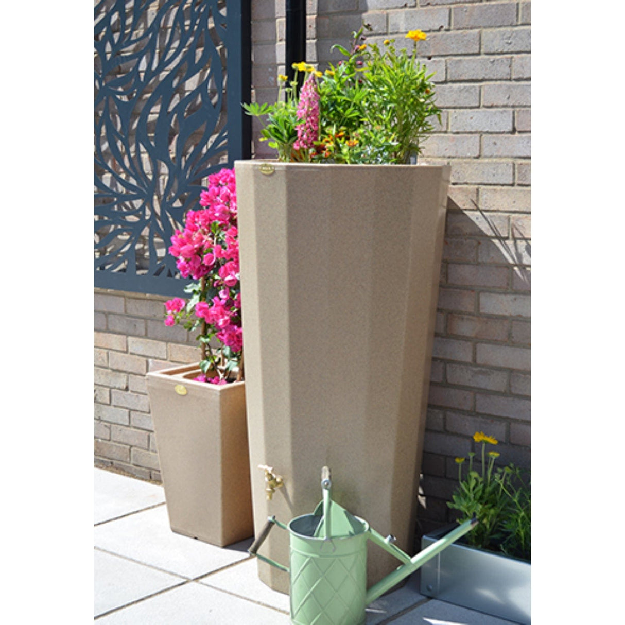 Metropolitan Water Butt Planter