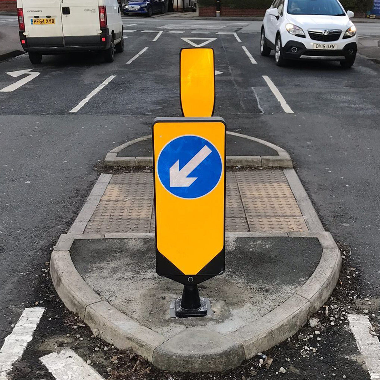 Morelock Yellow Bollard Keep Left Road Safety Traffic Highway Reflective Tape Flexible Removable Surface Mounted Anti-Ram High Visibility Durable Weather-Resistant Impact-Resistant Non-Corrosive