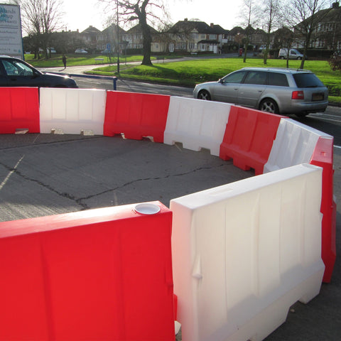 Top 5 Reasons to Choose Water-Filled Barriers