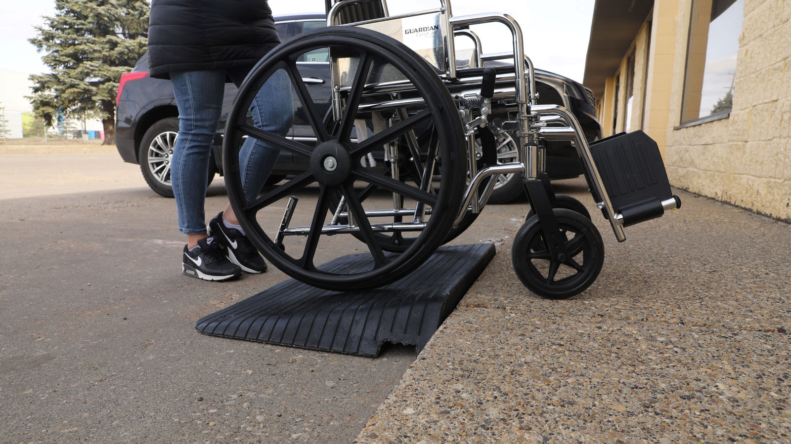 threshold ramps for wheelchairs rubber threshold ramps mobility scooter ramps for cars mobility scooters ramps disability ramps wheelchair ramps for front doors portable ramps for wheelchairs wheelchair threshold ramp pavement ramps