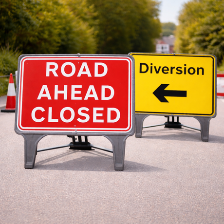 Plastic Temporary Q-Signs 1050 x 750mm road ahead closed - diversion left
