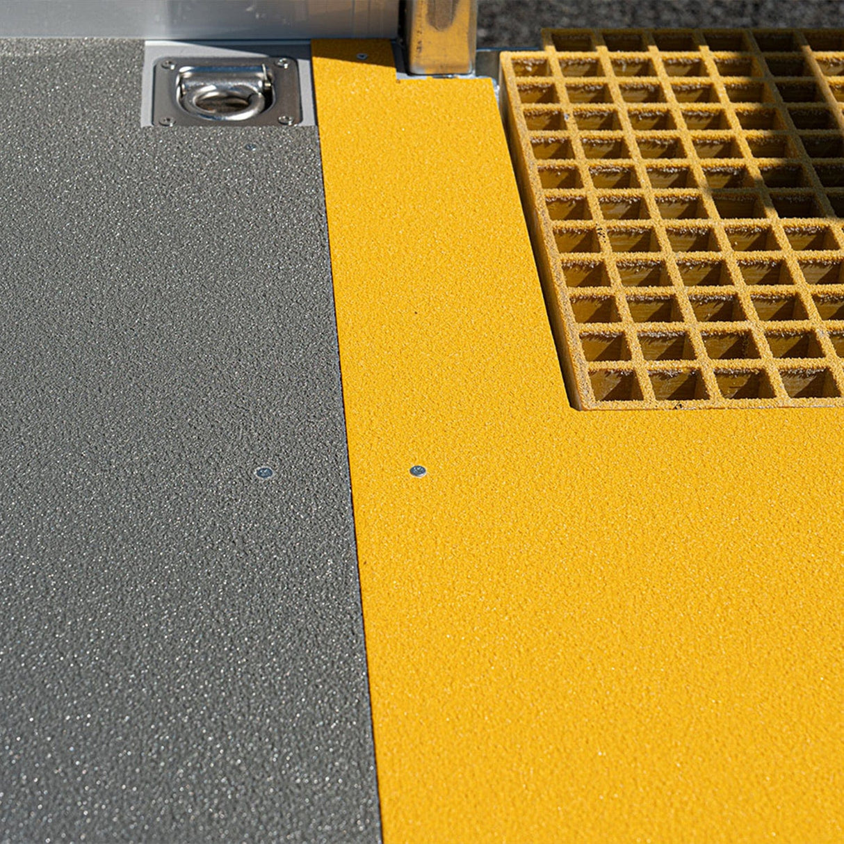 Heavy Duty Non-Slip GRP Floor Sheet