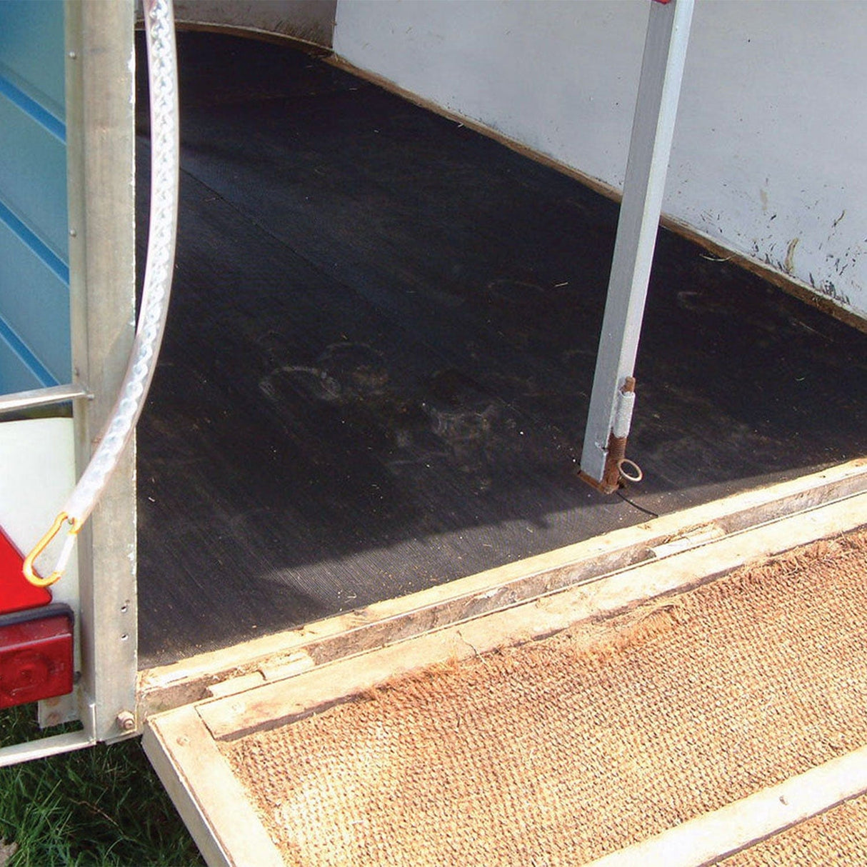 COBARIB-fine-rubber-workbench-matting-floor-mat-high-quality-durable-industrial-slip-resistant-versatile-commercial-workshop-runner-tool-protection-grip-apparatus-packing-stations-walkways-indoor-outdoor