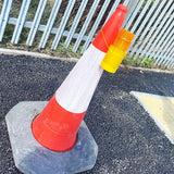 EcoLITE-hazard-warning-lamp-unipart-dorman-flashing-light-temporary-marking-skips-scaffolding-high-visibility-durable-hazard-photocell-reflective-battery-streetworks-operated-filament-portable-reusable-recyclable-mountable-polycarbonate-emergency
