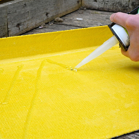 fixing-sealant-adhesive-290ml-clear-white-bonding-fast-drying-anti-slip-GRP-flat-floor-sheet-slip-resistant-fiberglass-safety-flooring-walkway-traction-durable-industrial-premium-wet-dry-indoor-outdoor-construction-zones-schools-bridges-residential-leisure-facilities-ramps-stair-covers-gritted-glass-reinforced-polyester