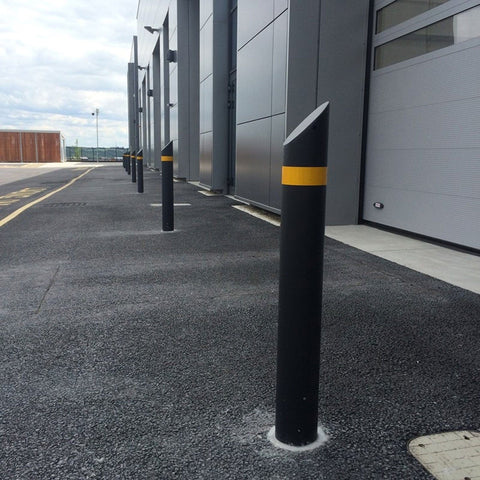 galvanised-steel-powder-coated-black-yellow-high-visibility-ornamental-outdoor-bollards-crash-protection-decorative-landscaping-safety-parking-posts-ornate-boundary-markers-warehouse-architechtural-car-showroom-shopping-mall-centres-car-parks-public-space-city-barriers-durable-weather-resistant