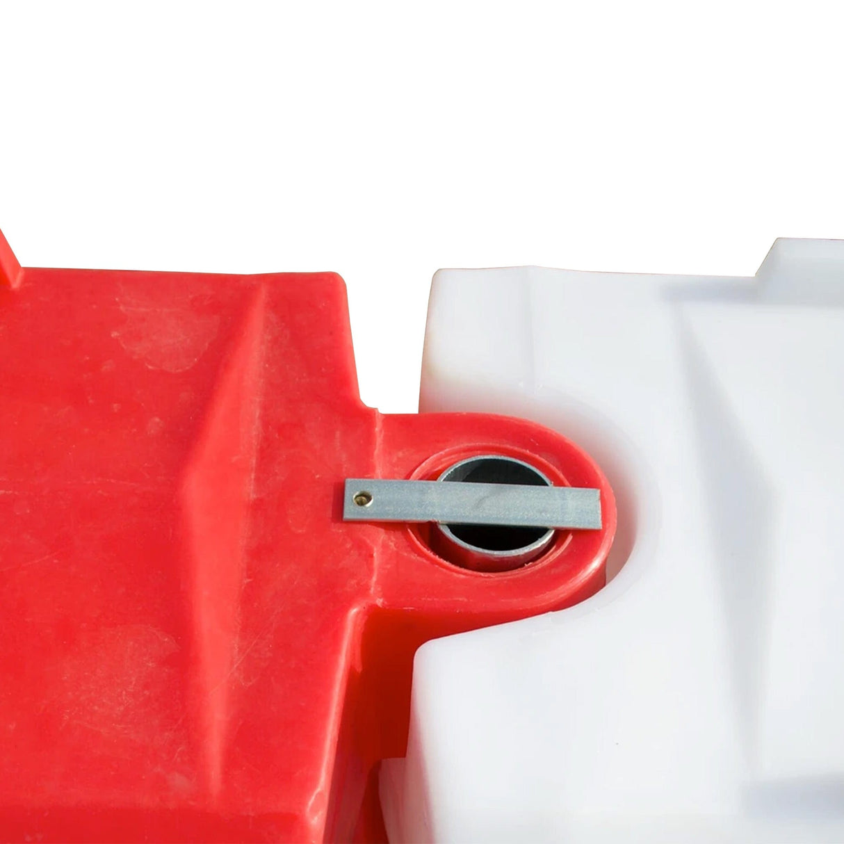RB22-crash-tested-barrier-connection-pin-linking-mdpe-BSEN1317-compliant-side-joining-plate-road-safety-vehicle-restraint-system-highway-guardrail-fence-impact-barrier-heavy-duty-racecourse-construction-events-crowd-control-temporary-modular-security-traffic-barricade-high-visibility