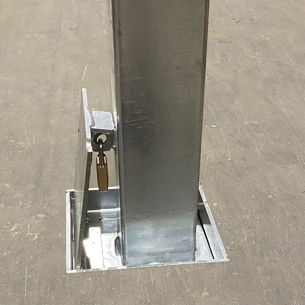 Galvanised Steel Bollard 