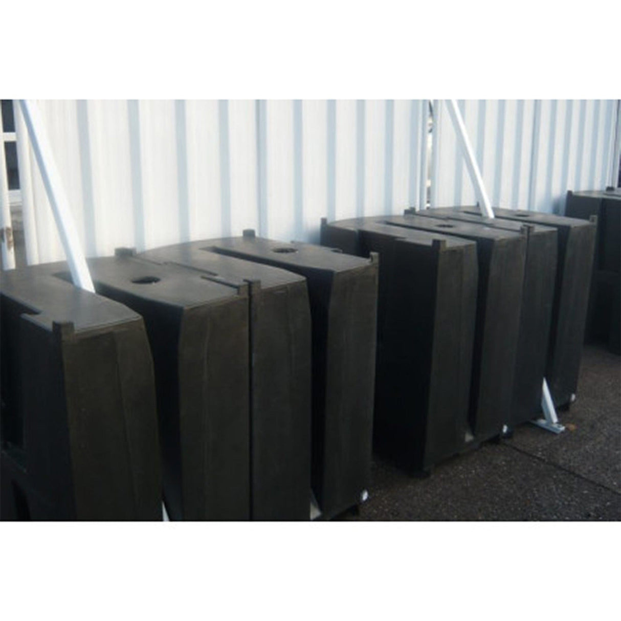 large-water-filled-rota-block-ballast-multi-connecting-heras-metal-hoarding-fence-panel-support-freestanding-black-plastic-heavy-duty-durable-versatile-portable-industrial-mdpe-wind-resistant-road-works-events-temporary-fencing-construction-add-stability