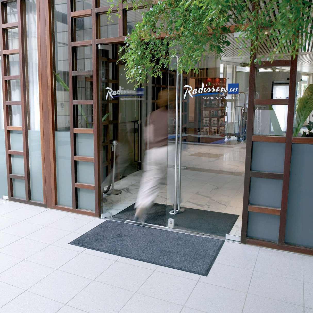 WOM® Solution Dyed Nylon Entrance Mat