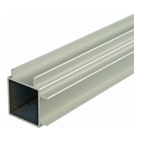 Maximize your 25mm square tube system's potential with our single fin, facilitating direct attachment of 15mm cladding boards. Crafted from self-coloured aluminium, this tube with fin securely holds thin timber or other boards. 