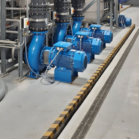 anti-slip-stair-nosing-GRP-safety-treads-non-slip-edging-stair-profiles-protection-fiberglass-non-skid-slip-proof-durable-stairway-flooring-traction-walkway-covers-surface-industrial-indoor-outdoor-premium-gritted-warehouse-commercial