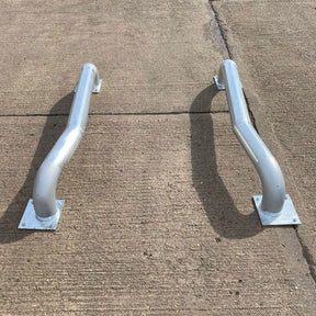 cranked-wheel-guides-stops-loading-bay-protection-steel-parking-block-warehouse-safety-barriers-heavy-duty-dock-leveler-pedestrian-workplace-forklift-bumper-industrial-galvanised-steel-yellow-powder-coated