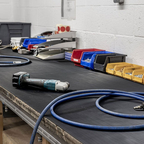 fine-rib-rubber-mat-non-slip-industrial-flooring-work-areas-animal-enclosures-workbench-matting-heavy-duty-ribbed-surface-commercial-kennels-grooming-areas
