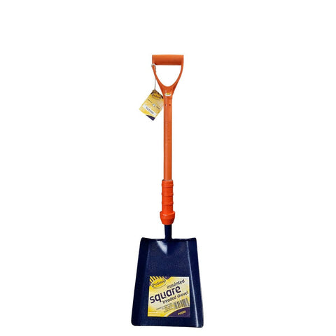 Insulated shovel with treaded feature for improved grip, suitable for concrete mixing, tarmac work, trench backfilling, and ballast maneuvering.