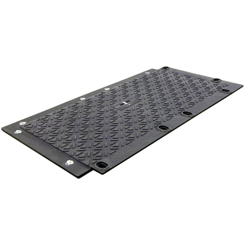 maxitrack-vehicle-ground-safety-matting-mats-recycled-LDPE-plastic-slip-resistant-temporary-flooring-walkways-uneven-groud-events-floor-protection-pathways-building-work-renovations-reusable-lightweight-construction-industrial-agricultural-interlocking-portable-temporary