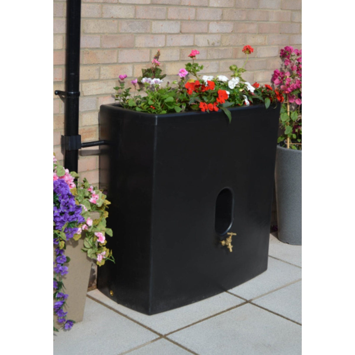 Oasis Water Butt with Double Planter