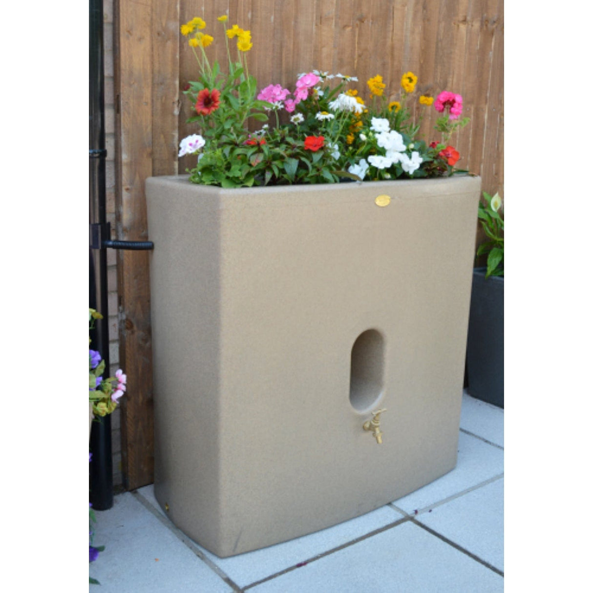 Oasis Water Butt with Double Planter