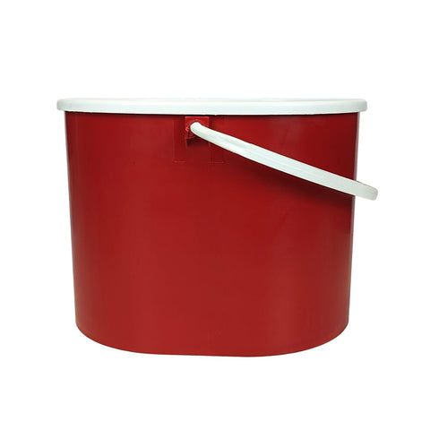 This red mop bucket with wringer boasts a spacious 15-litre capacity, minimizing refill needs during cleaning. Its integrated pouring lip prevents spills, while color coding aids in easy identification and cross-contamination prevention. Designed for durability, it simplifies both household and commercial cleaning tasks, ensuring long-lasting performance without cracking.