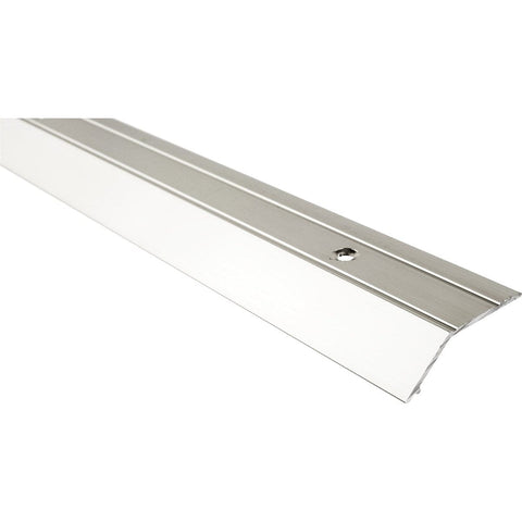 Upgrade your flooring transitions with our 900mm Twin Grip Floor Trims, perfect for joining vinyl or hardwood floors seamlessly. Easy cutting and secure installation with screws or nails. Pristine packaging ensures quality. Aluminum construction with bright silver finish. Available in silver or gold for professional floor edging. Simple installation for polished results.