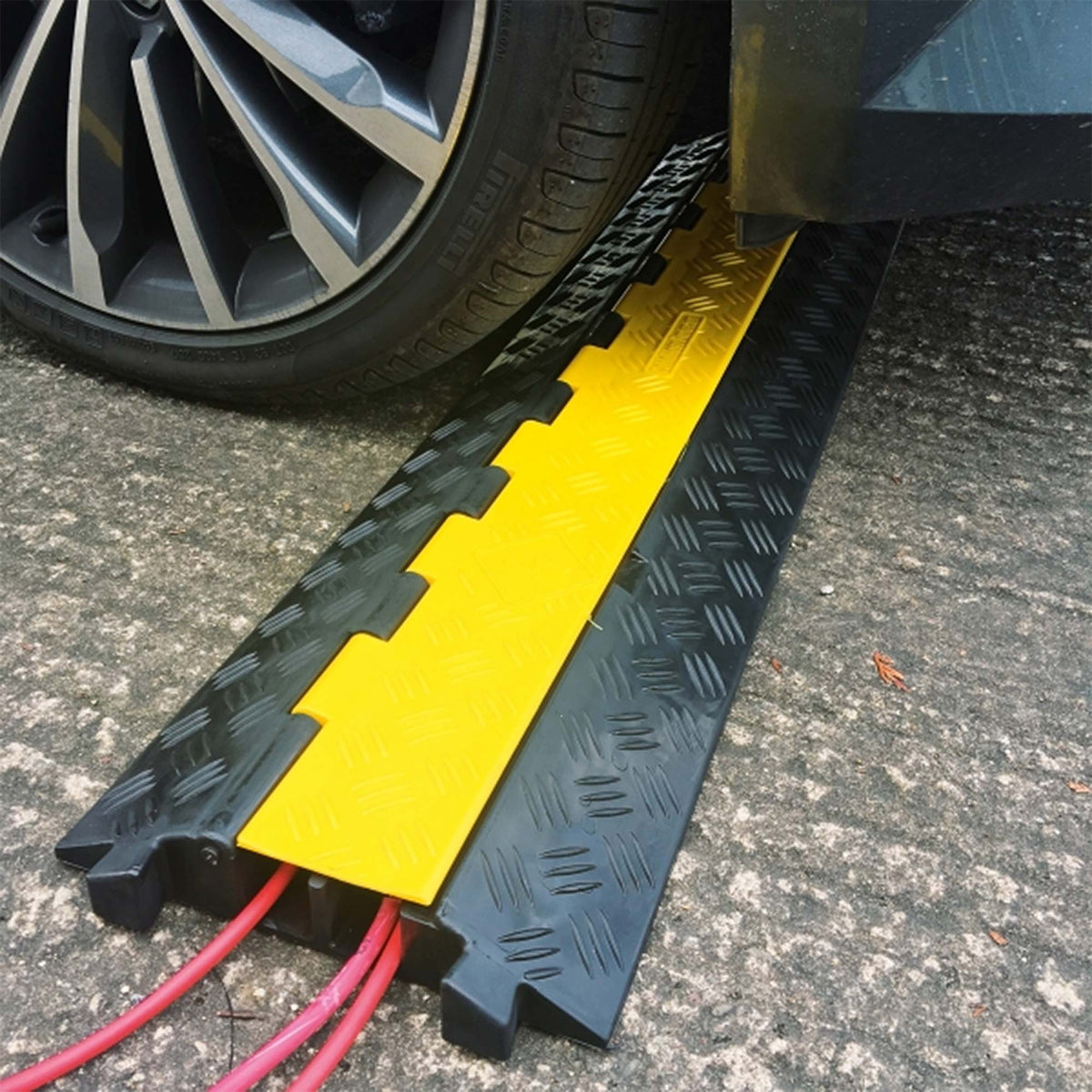 2-Channel Cable Protection Ramp