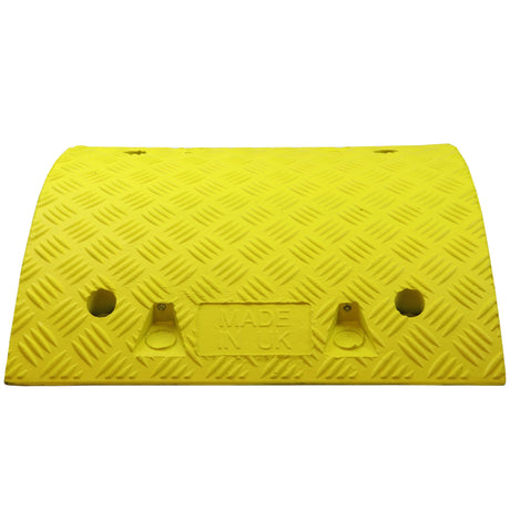 Yellow speed bump speed ramp 50mm 10mph 75mm 5mph