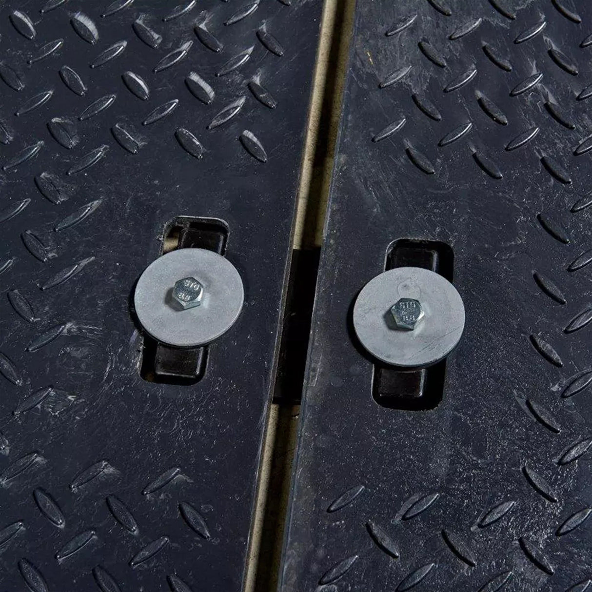 Heavy duty access mats EuroTrak HD Construction Temporary roadways Access solutions Ground protection Outdoor event flooring Industrial Site Heavy equipment