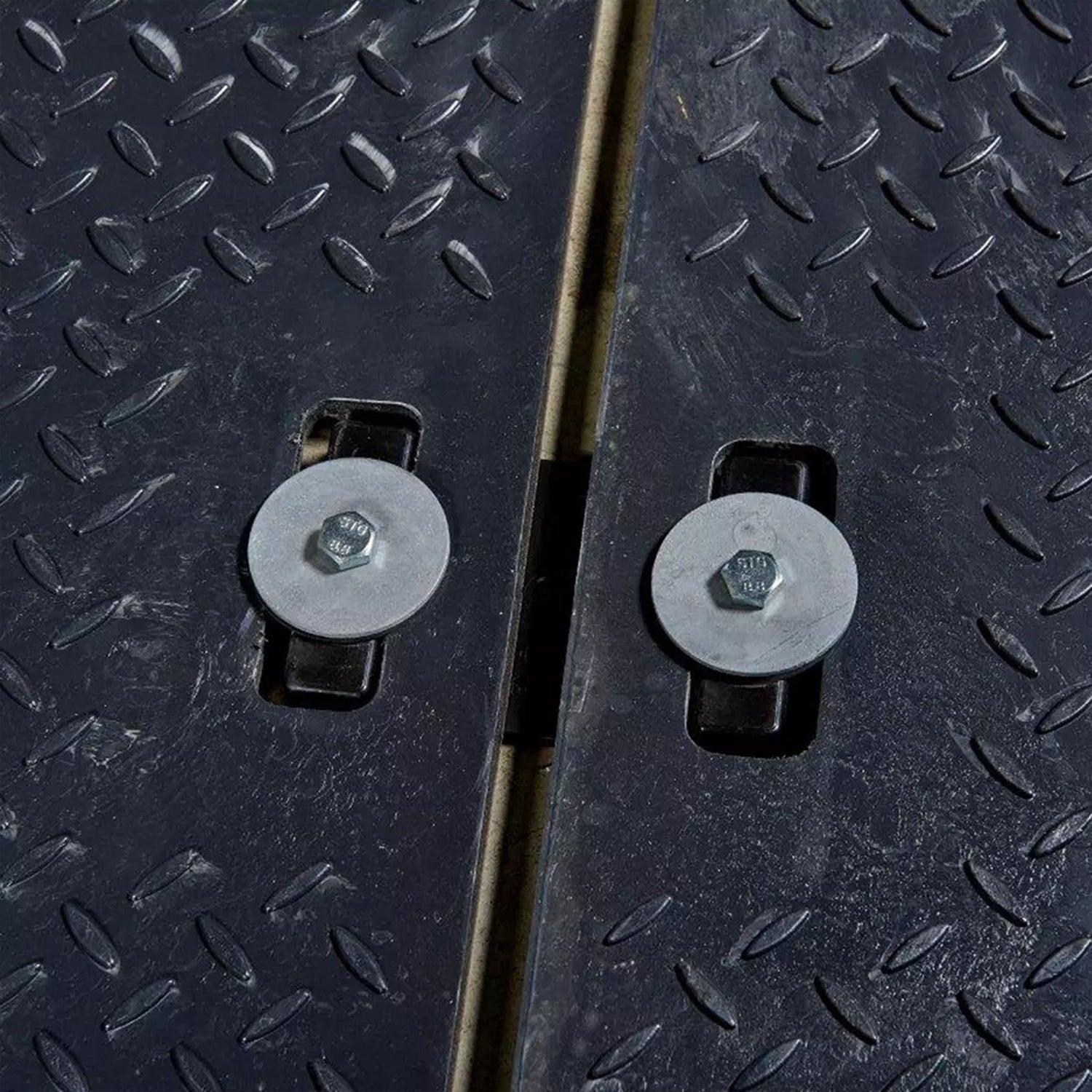 Heavy duty access mats EuroTrak HD Construction Temporary roadways Access solutions Ground protection Outdoor event flooring Industrial Site Heavy equipment