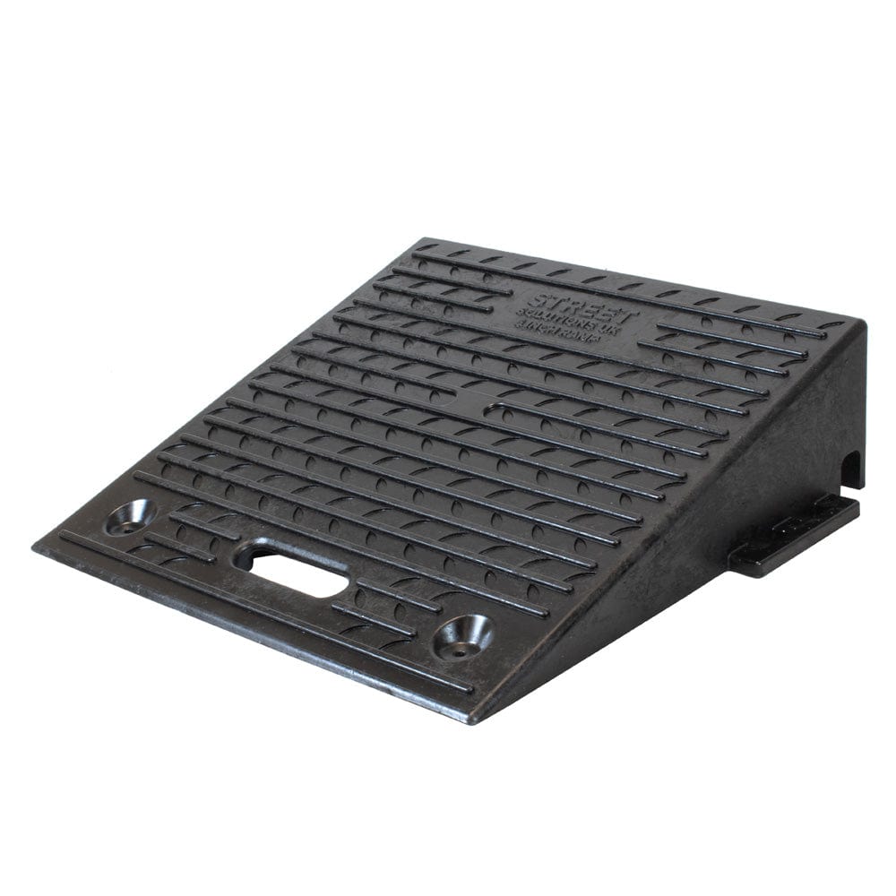kerb-curb-ramp-melba-swintex-wheelchair-vehicle-access-ramp-black-4-6-inch-accessible-sidewalk-footpath-portable-recycled-pvc-vans-wheelie-bins-caravans-bikes-gardening-connectable--dropped-kerb-alternative-heavy-duty-temporary