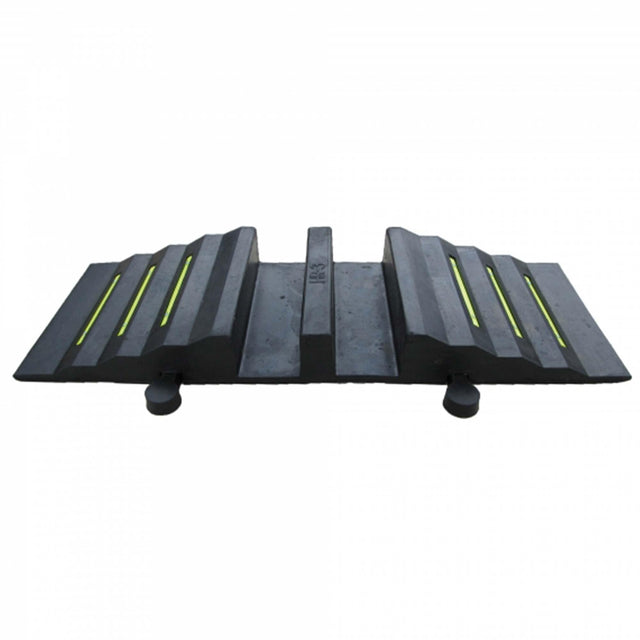 Rubber-hose-ramp-Cable-ramp-Protector-Heavy-duty-Outdoor-Durable-Flexible-Driveway-Garage-Parking-lot-wires-outdoor-vehichle-road