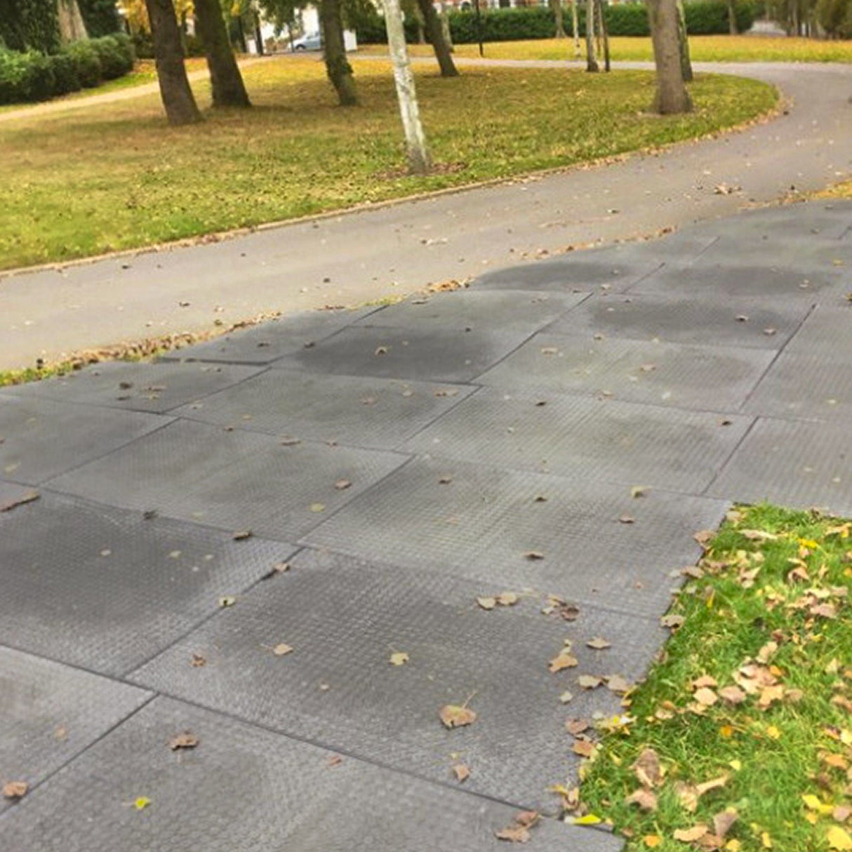 Safe Site Premium 1200mm x 800mm x 22mm 20kg Black Rubber with non-slip pedestrian surface on top Heavy-duty workplace safety anti-fatigue slip-resistant industrial waterproof durable oil and grease-resistant impact and shock-absorbing mat